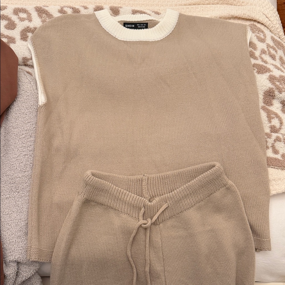 Beige Knit Sleeveless Top and Pants Set
